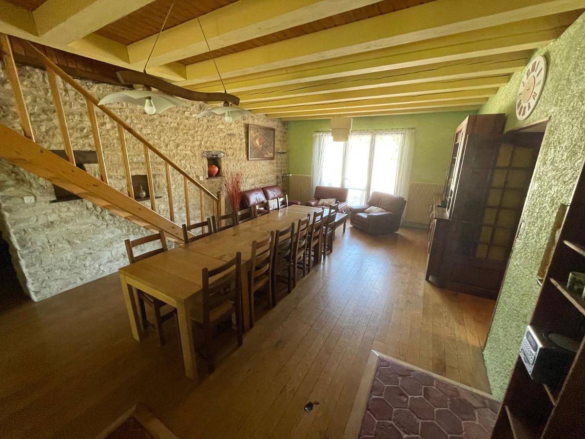 Five-Bedroom House in Chamblay, Jura