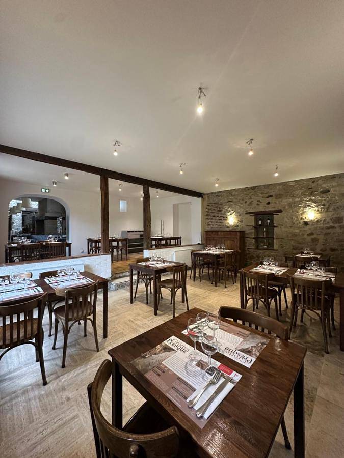 Hôtel pour 2 personnes, avec terrasse à Puybrun