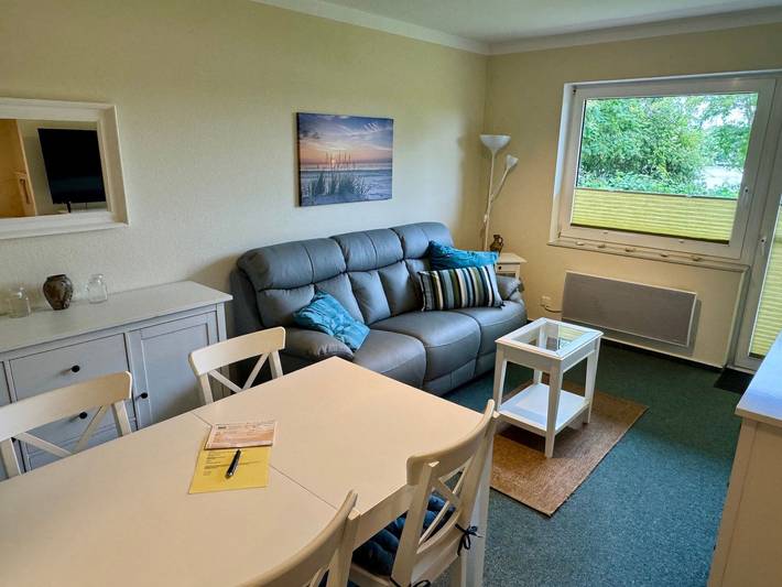 Ferienwohnung für 4 Personen, mit Garten und Seeblick sowie Balkon - 1