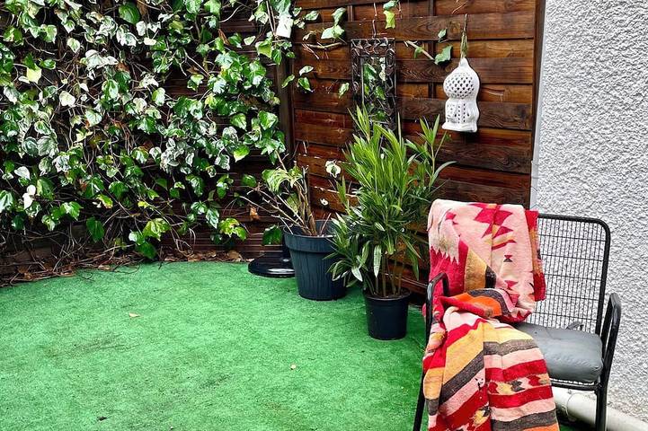 Ganze Wohnung, Furnished studio with a private terrace, in a quiet, green setting 10 minutes from the sea in Lattes, Mittelmeerküste (Frankreich)