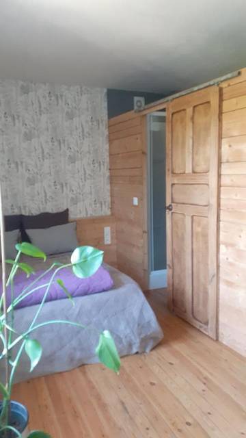 Gîte pour 2 personnes, avec terrasse à Le Longeron