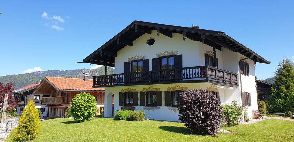 Ferienhaus für 6 Personen, mit Whirlpool und Sauna sowie Garten in Reit im Winkl