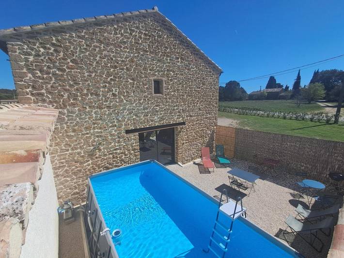 Appartamento intero, Appartamento 'Chez Vero & David - Piscina' con Piscina Privata, Wi-Fi e Aria Condizionata in Suze-la-Rousse, Nyons e dintorni