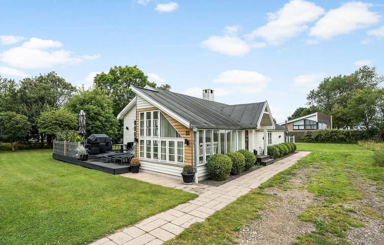 Ferienhaus für 8 Personen, mit Terrasse und Garten in Juelsminde