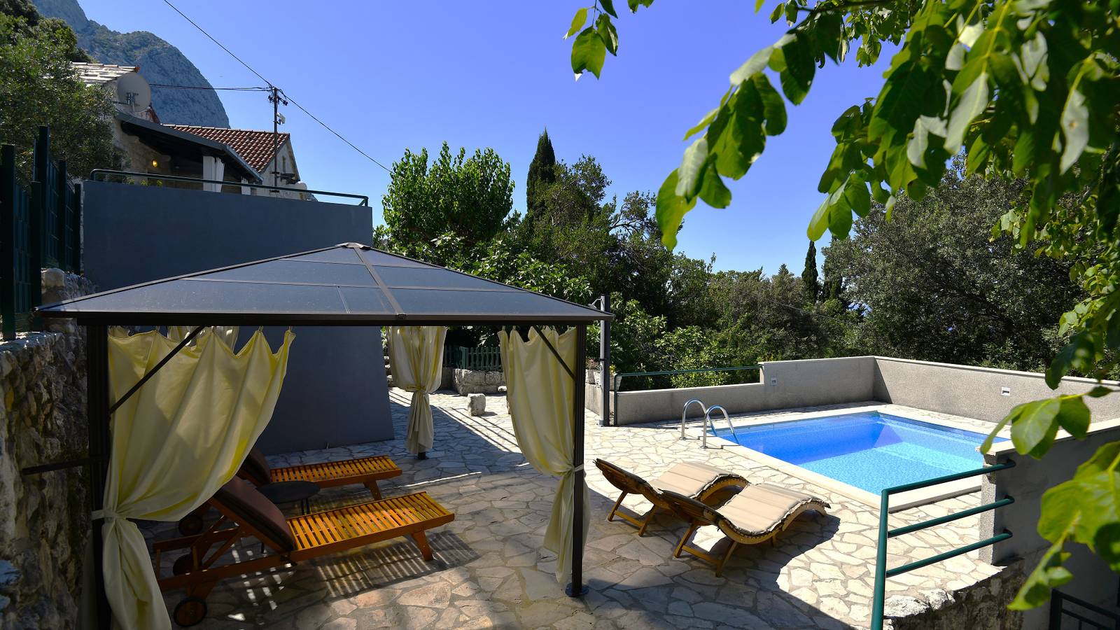 Holiday Home Volat -Baška Voda by Villas Guide in Baska Voda, Makarska Riviera