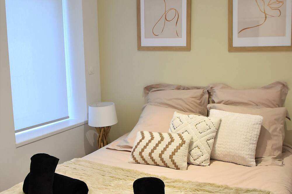 Magnífico alojamiento con spa en el centro de la ciudad in Landerneau, Región de Brest