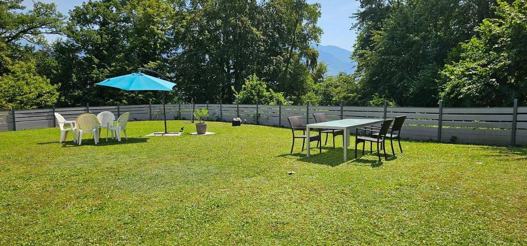 Chambre d’hôte pour 2 personnes, avec Terrasse ainsi que Jardin et Vue