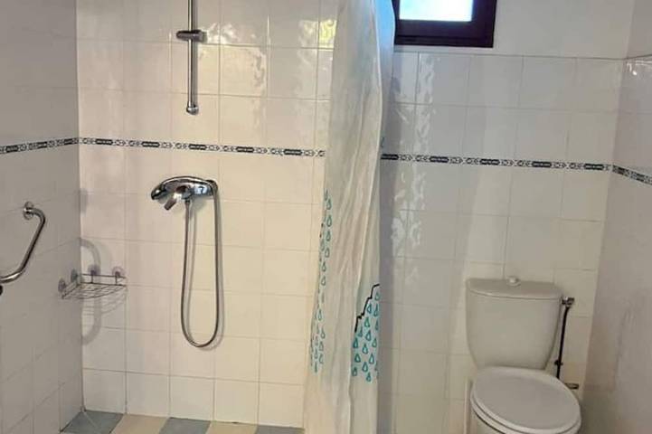 Entire apartment, Gite Herisson, Nid Pour Amoureux Dans la Nature in Avène, Lodève region