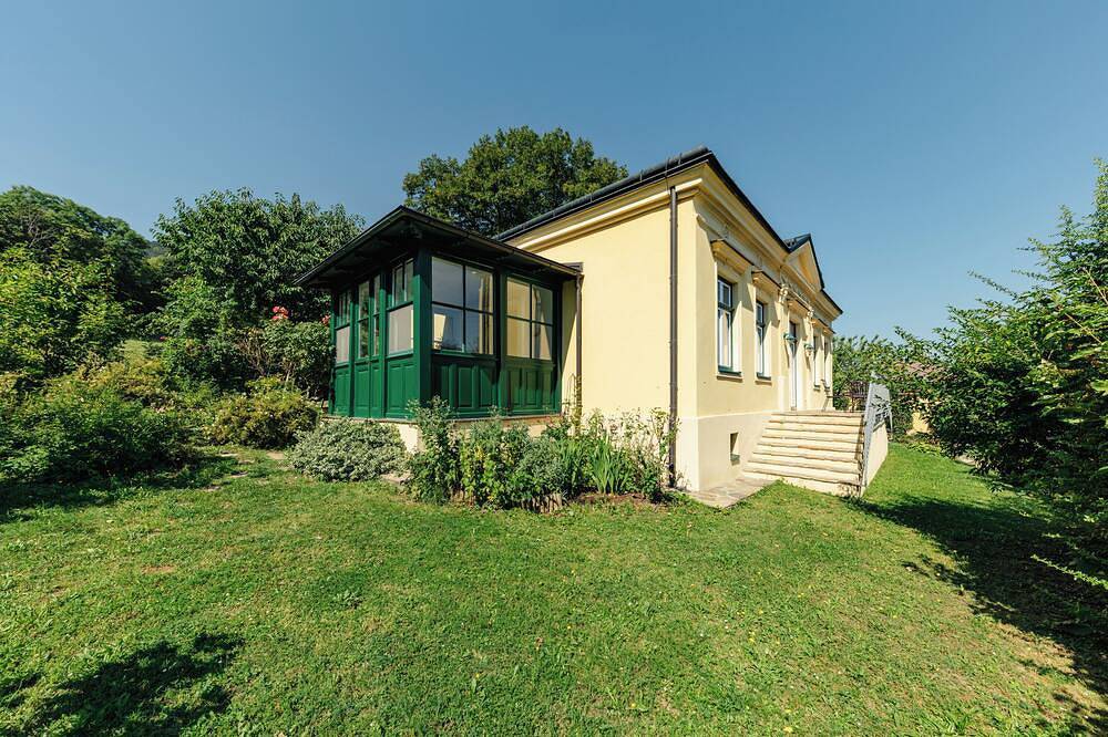 A holiday dream next to Vienna - Historische Villa im Grünen 35 Minuten von Wien in Mödling, Wienerwald