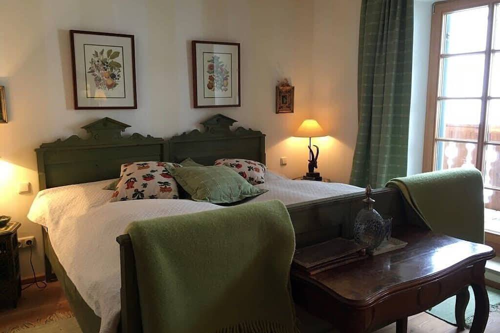 La Pause Musicale, Near Salzburg, Austria, Luxury Chalet, Swimming Lake in Traunstein, Chiemsee