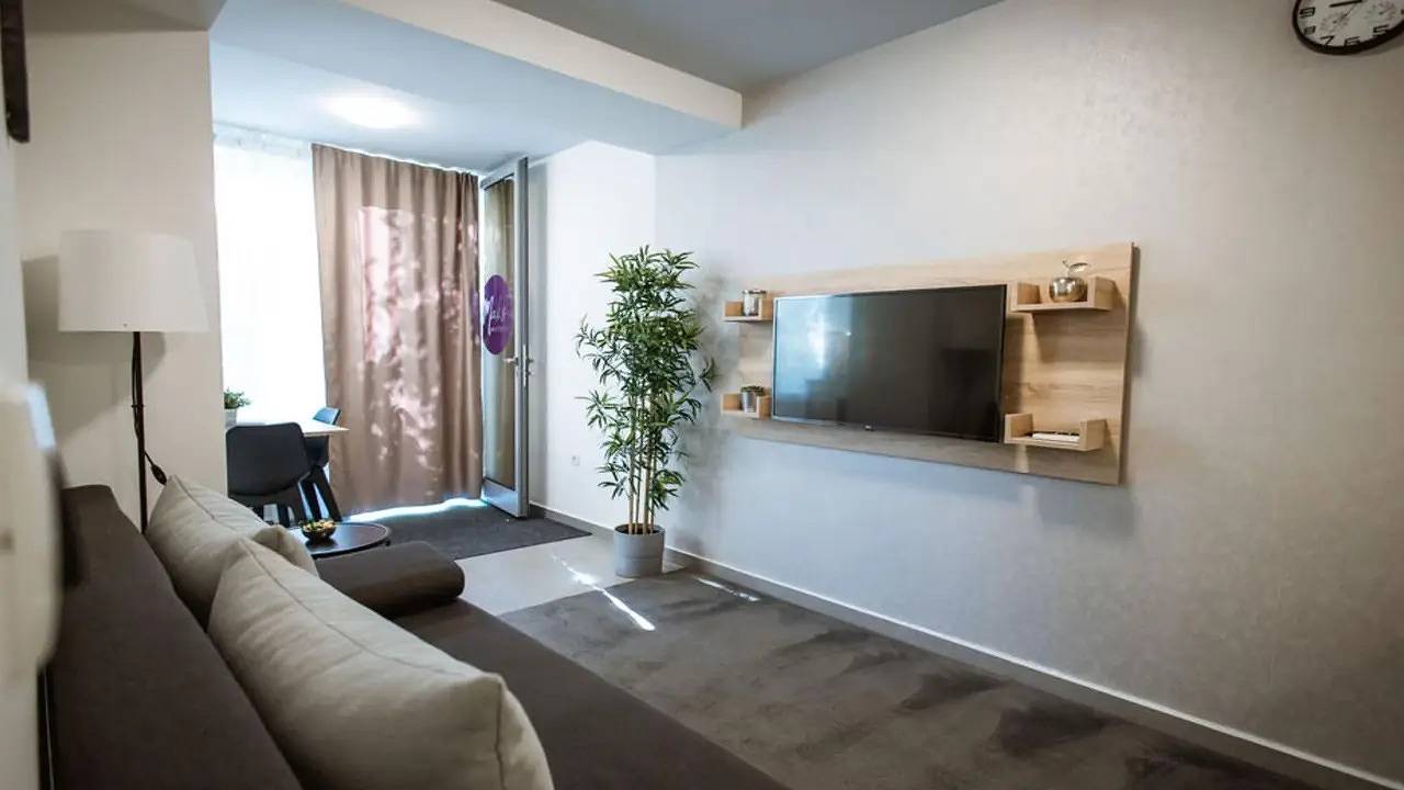 Ganze Ferienwohnung, Ferienwohnung für 2 Personen (40 m²) in Osijek in Osijek, Osijek-Baranja