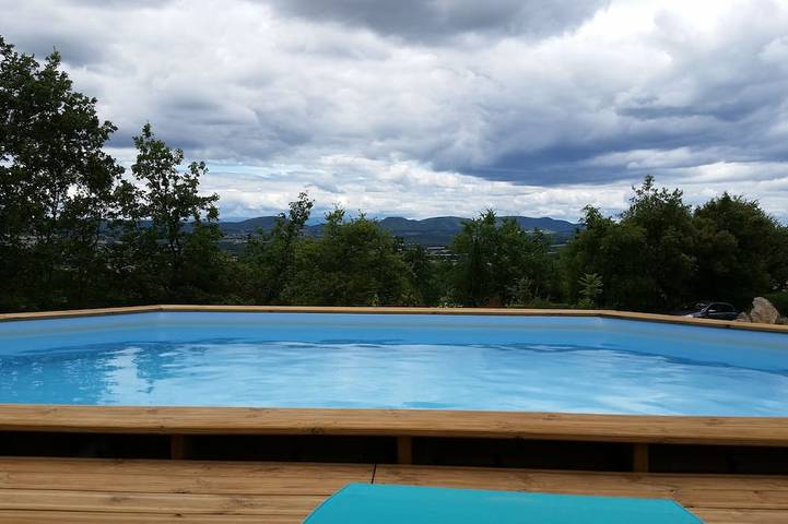 Location de vacances pour 6 personnes, avec Terrasse et Jardin à Saint-Privat-de-Champclos