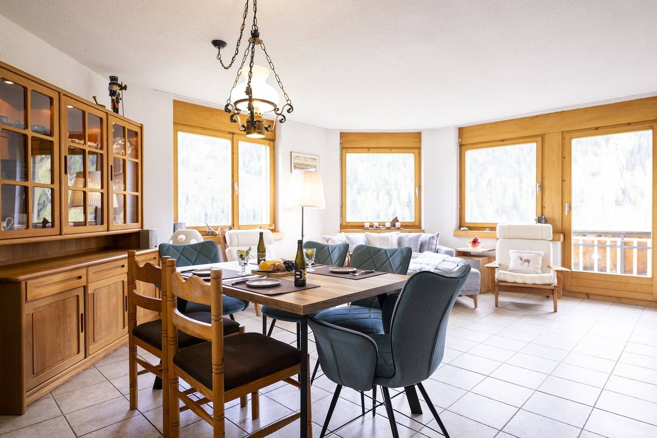Ganze Wohnung, Chasa Serras - Adrian: Ideal gelegene, gemütliche 3.5 Zimmerwohnung in Scuol, Unterengadin
