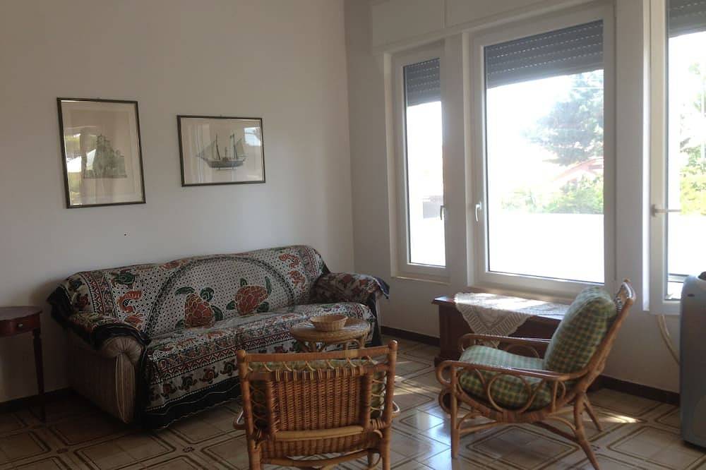 Comfort 300 meters from the crystal clear sea... in Leporano, Golfe de Tarente
