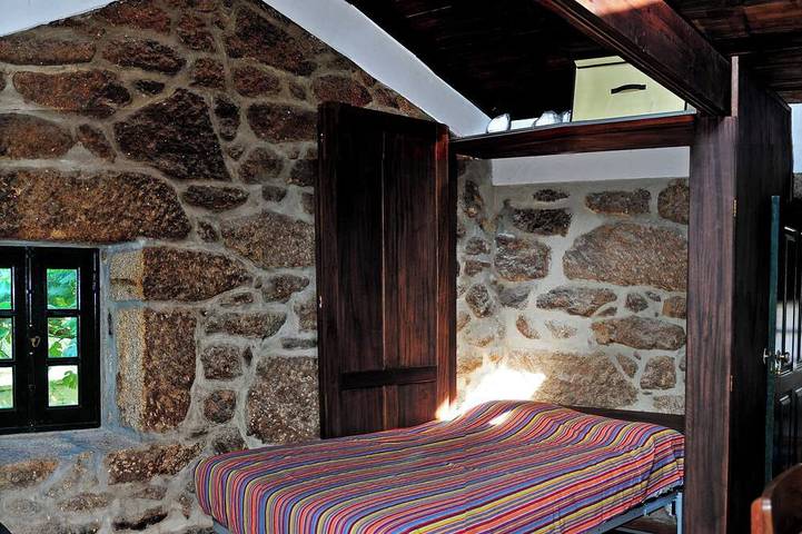 Gîte pour 4 personnes, avec jardin et jacuzzi, animaux acceptés dans Soajo - 4