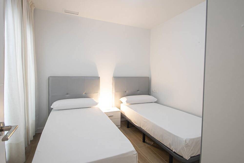 Apartamento entero, Nuevo A Estrenar, perfecto para familias o trabajo in Armilla, Provincia de Granada