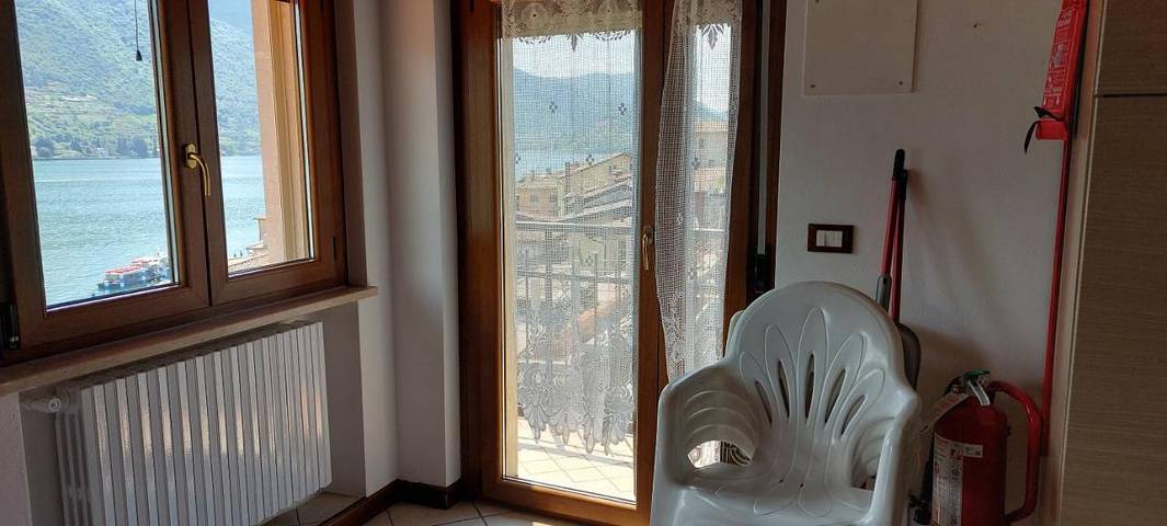 Gîte pour 4 personnes, avec balcon ainsi que vue et vue sur le lac à Monte Isola - 2