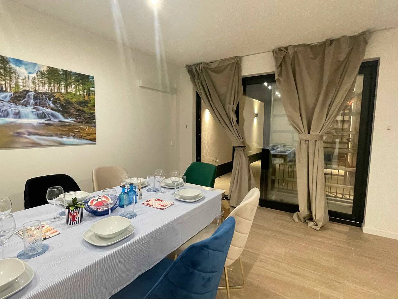 Geheel appartement, Een pareltje met zes gastenkamers vlakbij de in Antwerpen, Antwerpen en omgeving