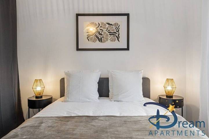 Ganze Wohnung, Apartment-Eigenes Badezimmer-Apartment-Gartenblick in Chessy, Seine-et-Marne
