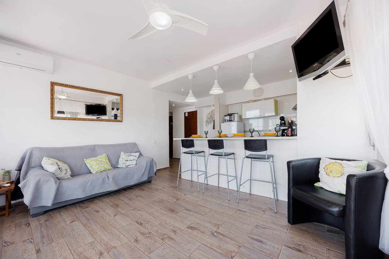 Maison de vacances « Alvor Beach – à seulement 50 mètres » avec vue mer, Wi-Fi et climatisation in Praia do Alvor, District de Faro
