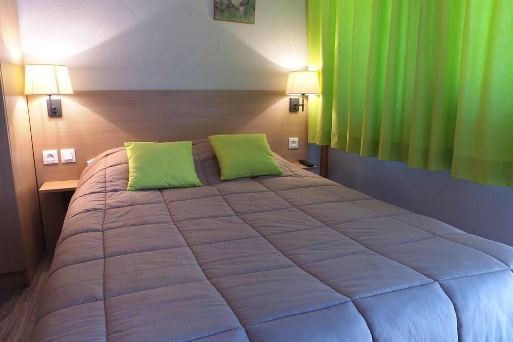 Chalet, parking, tv, 37m², Saint-Léger-les-Mélèzes in Saint-Bonnet-en-Champsaur, Écrins National Park