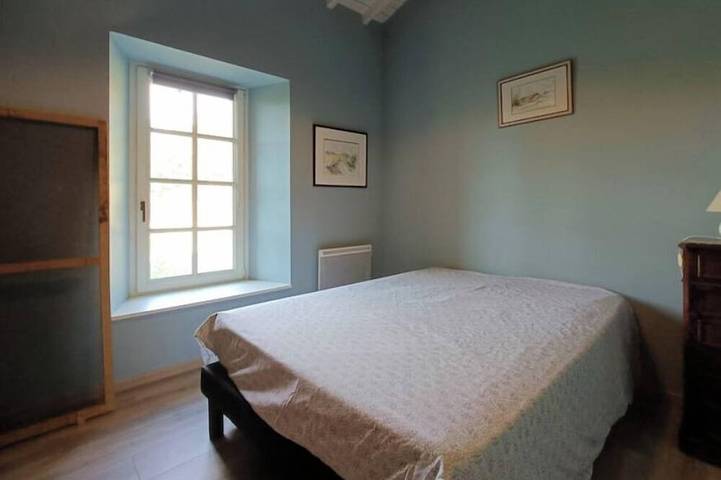 Location de vacances pour 10 personnes, avec jardin et balcon à Colombier-le-Vieux - 3