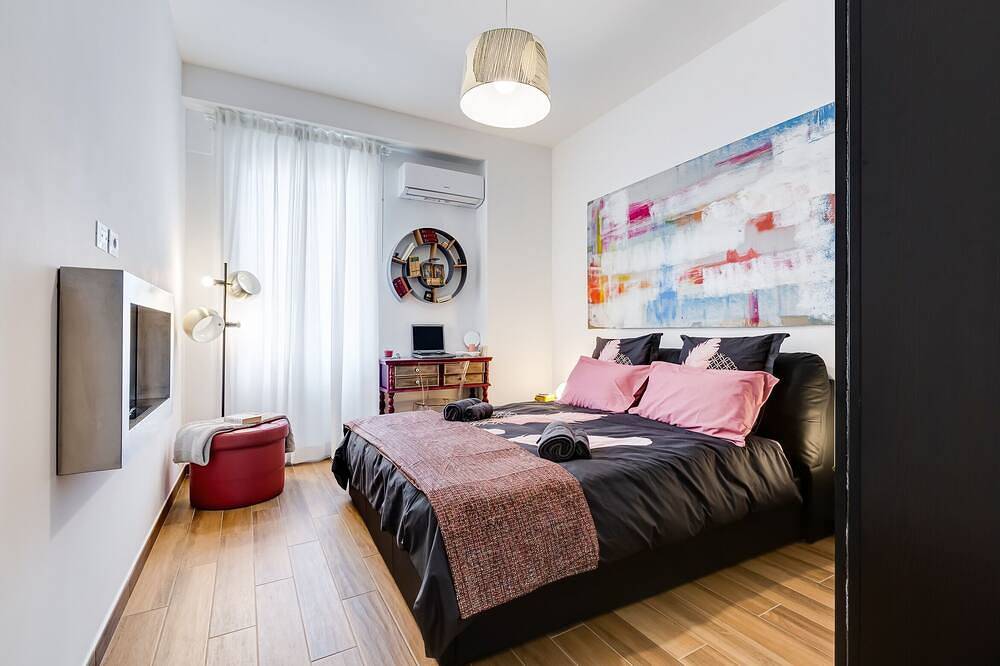 Entire apartment, Lovely two-room apartment in the center of Rome in Rome, Rome Province
