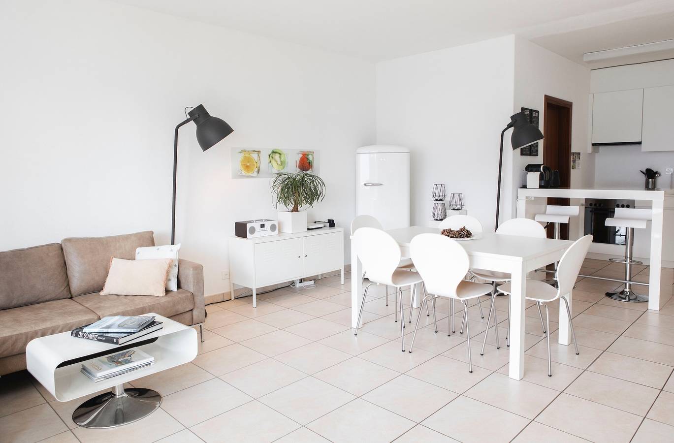 Ganze Ferienwohnung, Residenza La Promenada - Traumhafte Seesicht in Orselina, Tessiner Alpen