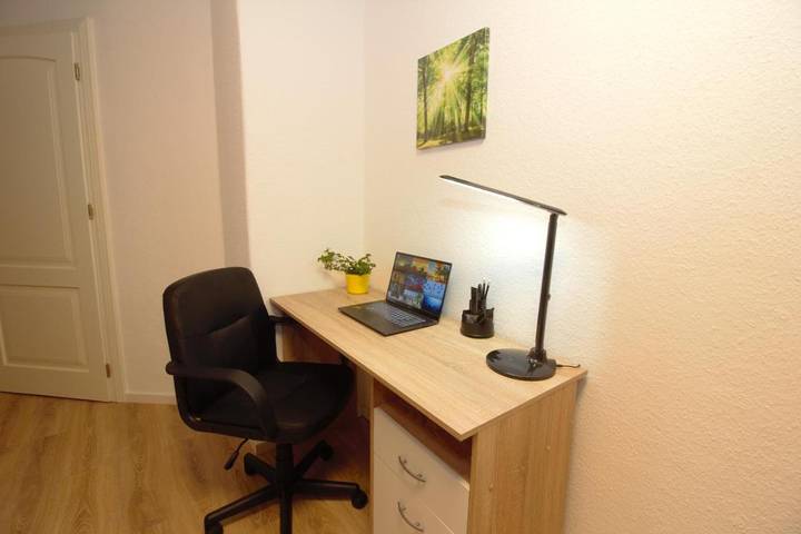 Ferienwohnung für 6 Personen, mit Terrasse in Pieschen-Nord/Trachenberge - 4