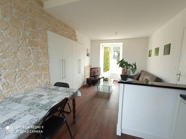 Gîte pour 2 personnes, avec Terrasse et Jardin à Chantepie