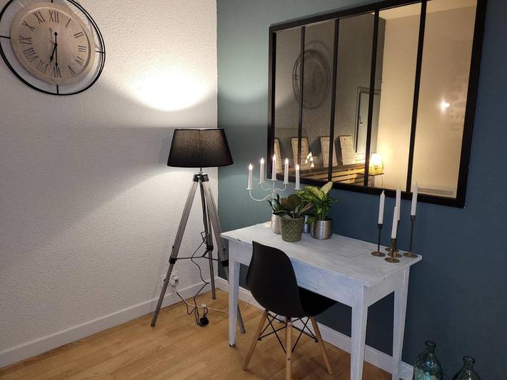 Gîte pour 6 personnes, avec piscine et vue ainsi que jardin et sauna, animaux acceptés à Rochessauve - 3