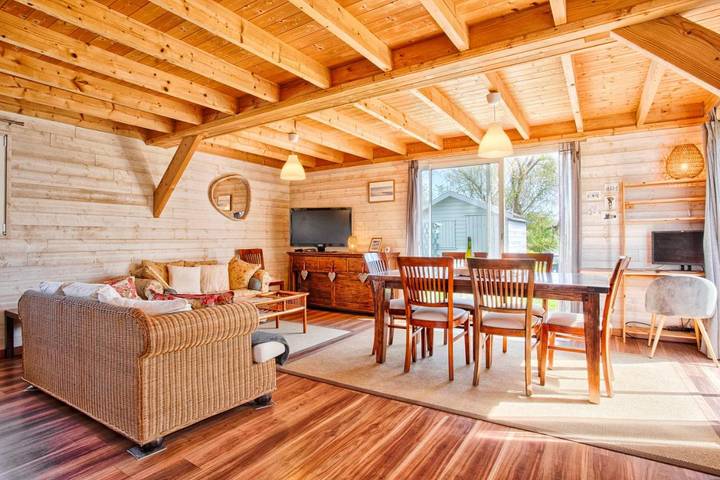 Maison de vacances pour 6 personnes, avec terrasse et jardin