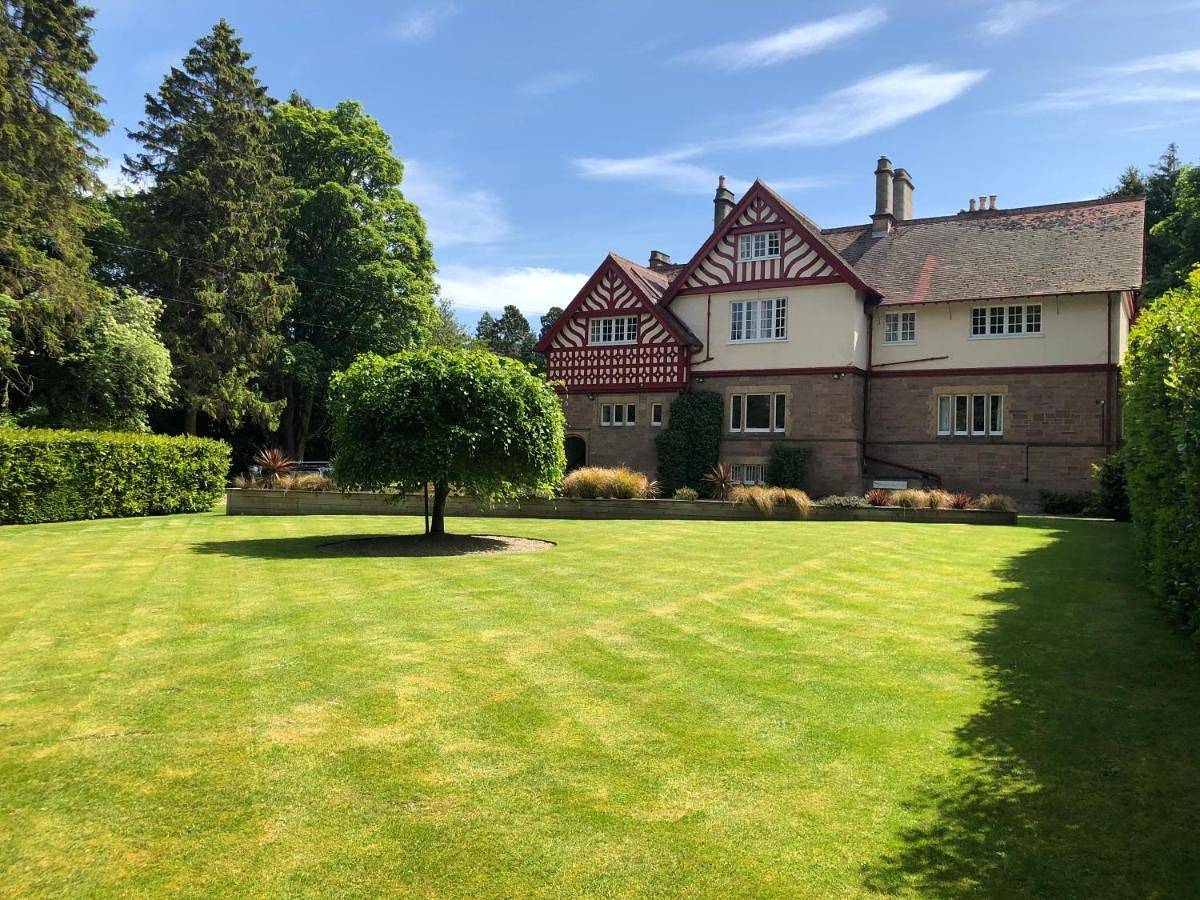 Rossal House Apartments, Inverness, Highlands in Inverness, Highlands