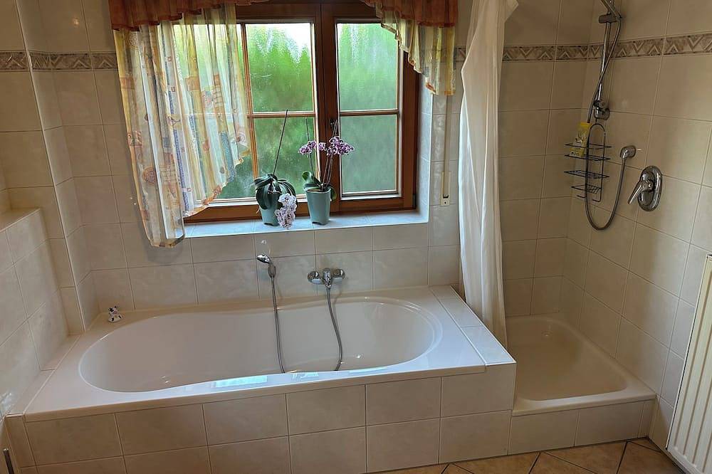 Ganze Wohnung, Ferienhaus Lauger in Heroldsbach, Oberfranken