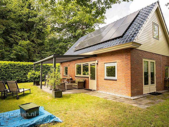 Vakantiehuis voor 13 personen, with balkon/terras and terras as well as sauna in Drenthe