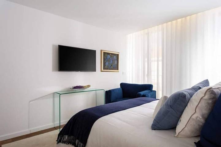 Entire apartment, Stupendo-3br-suite & Terrace- Center- A/conditioning in São João (Lisbon), Penha de França