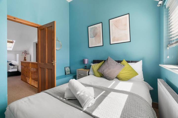 Casa de vacaciones para 9 personas, con jardín y jacuzzi, Se admiten mascotas - 1