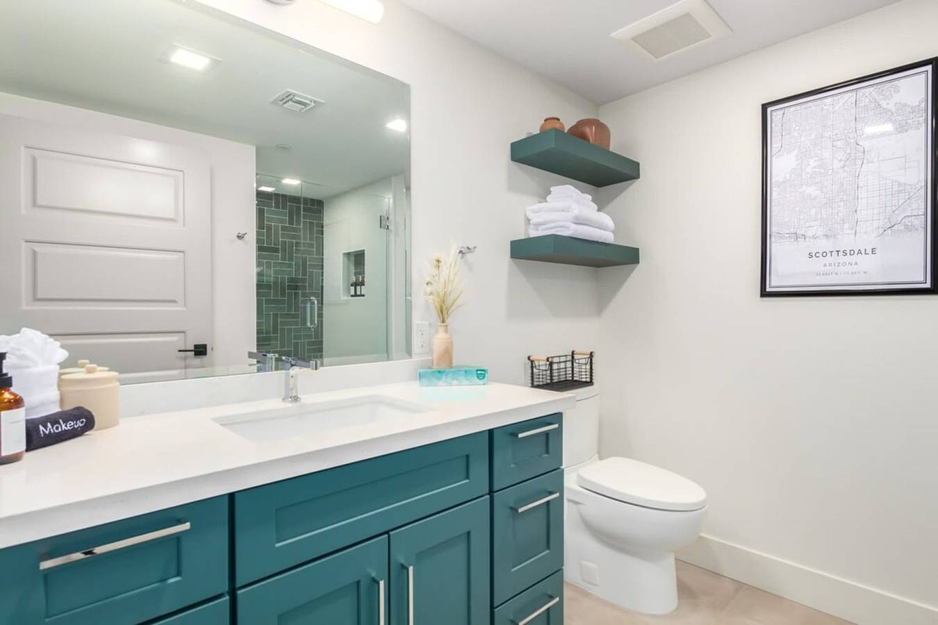 Entire apartment, Old Town Studio Gym Biz Center Walk 2 Everything in Camelback Mountain, Scottsdale