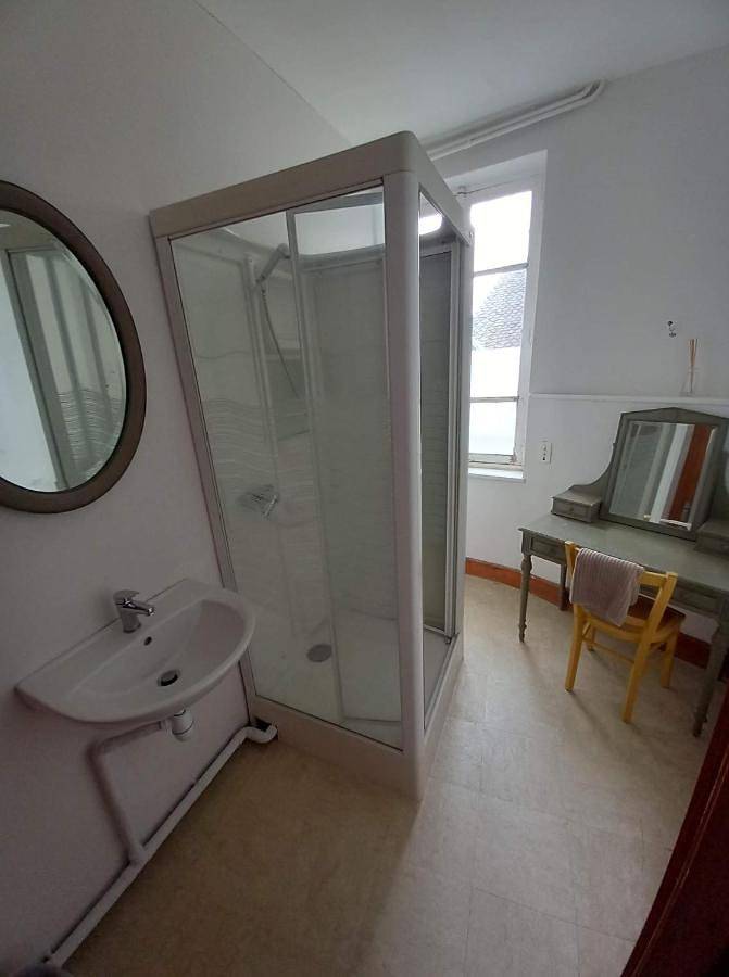 Chambre d’hôte pour 2 personnes, avec vue et terrasse, animaux acceptés