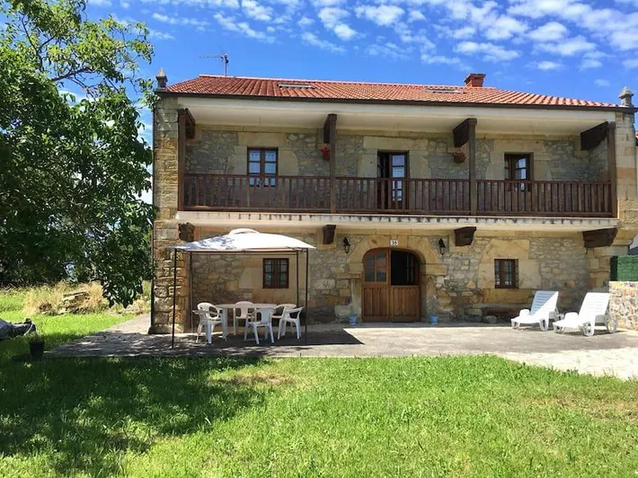 Apartamento de vacaciones para 7 personas, con jardín y vistas - 1