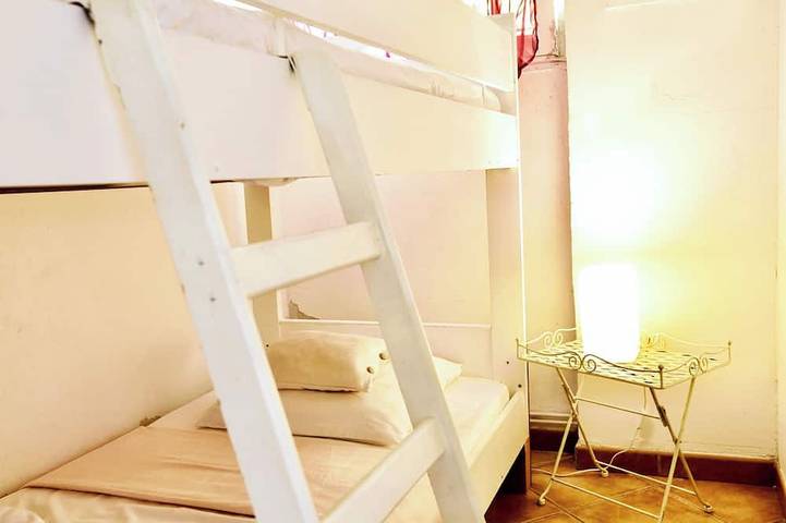 Gîte pour 4 personnes, avec terrasse ainsi que sauna et jardin, animaux acceptés à Mimet - 3