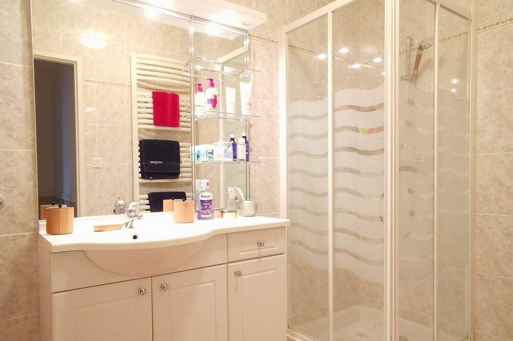 Ganze Wohnung, Magnificent private apartment in a listed building in Montélimar, Nyons und Umgebung