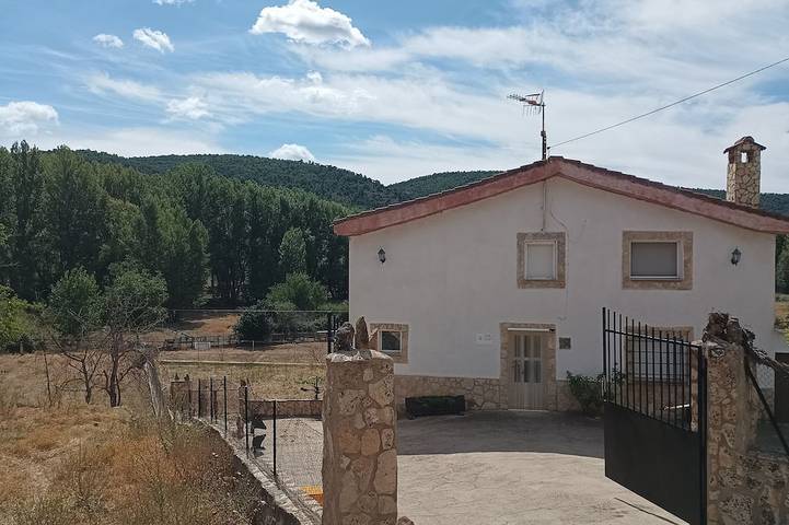 Holiday home for 18 people, with terrace and garden - 1