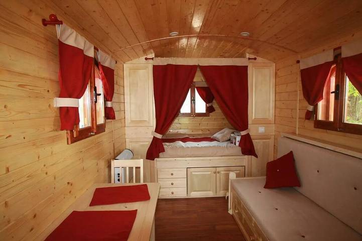 Gîte pour 4 personnes, avec piscine à Chisseaux - 2