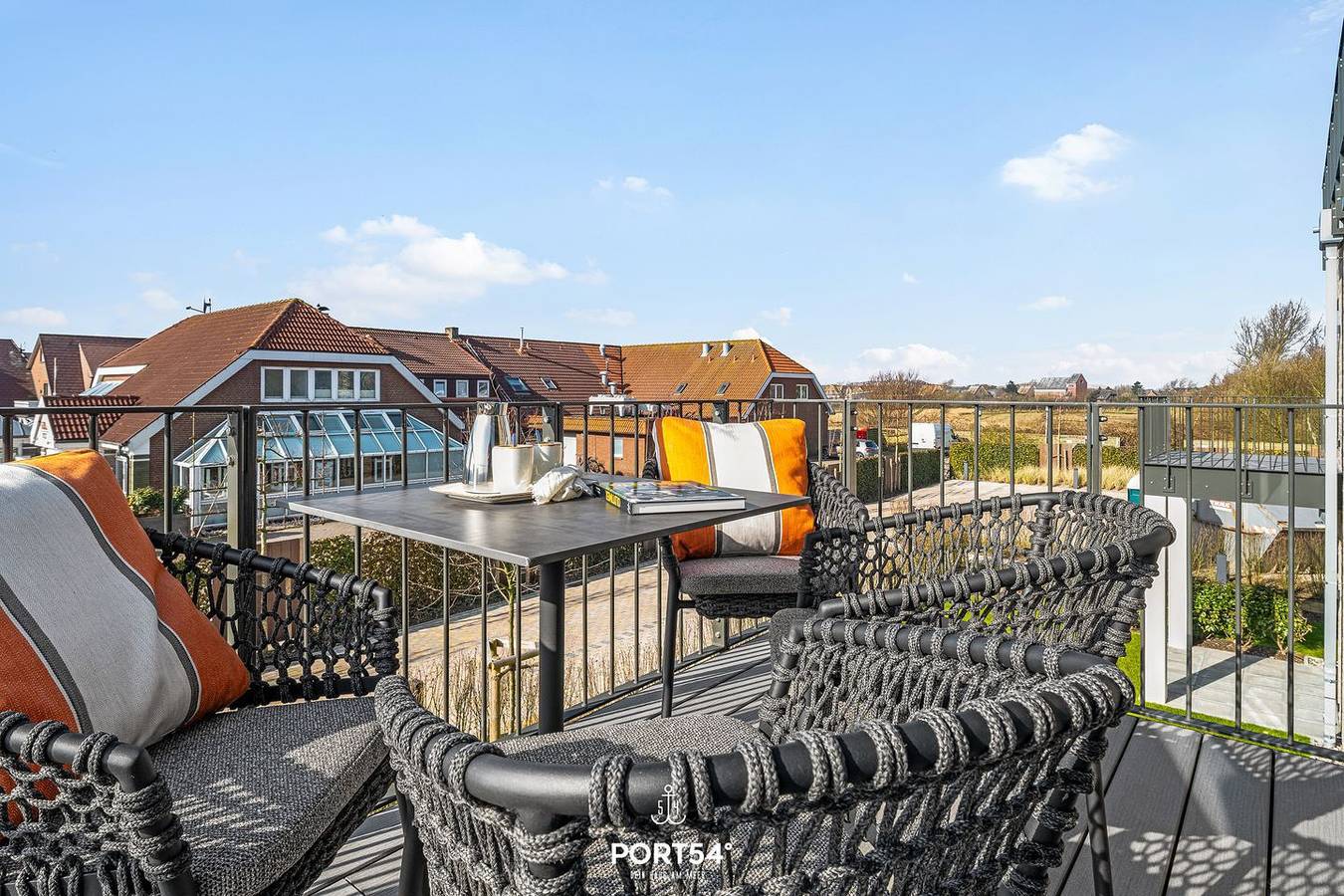 Ganze Wohnung, Oceanview Suite - Meerblick, 2 Schlafzimmer, Waschtrockner, Ethanol-Kamin in List (Sylt), Sylt