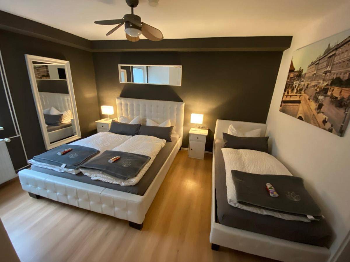 Ganze Wohnung, Ferienwohnung für 5 Personen mit Garten in Berlin Pankow, Berlin