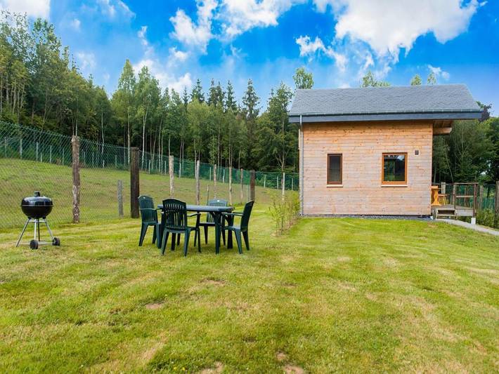 Chalet pour 4 personnes, avec balcon et jardin