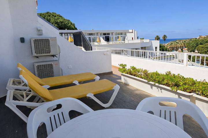 Ferienwohnung für 4 Personen, mit Kinderpool und Meerblick sowie Garten und Terrasse an der Algarve - 4