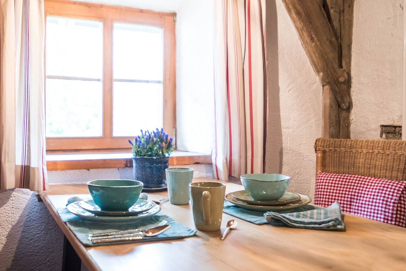 Ganze Ferienwohnung, Das Schusterhäusl - Ferienwohnung Hans, 75 qm mit Balkon und Gartenblick, 1 separates Schlafzimmer in Samerberg, Bayerische Alpen