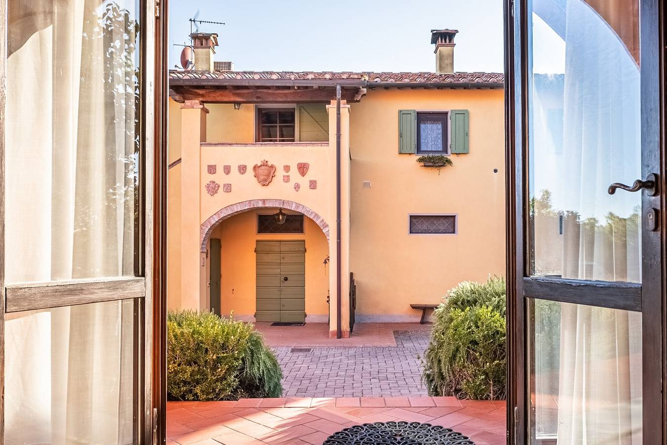 Ganze Wohnung, Apartment „La Terrazza“ mit Gemeinschaftspool, Garten und Wlan in Pontedera, Pisa Provinz